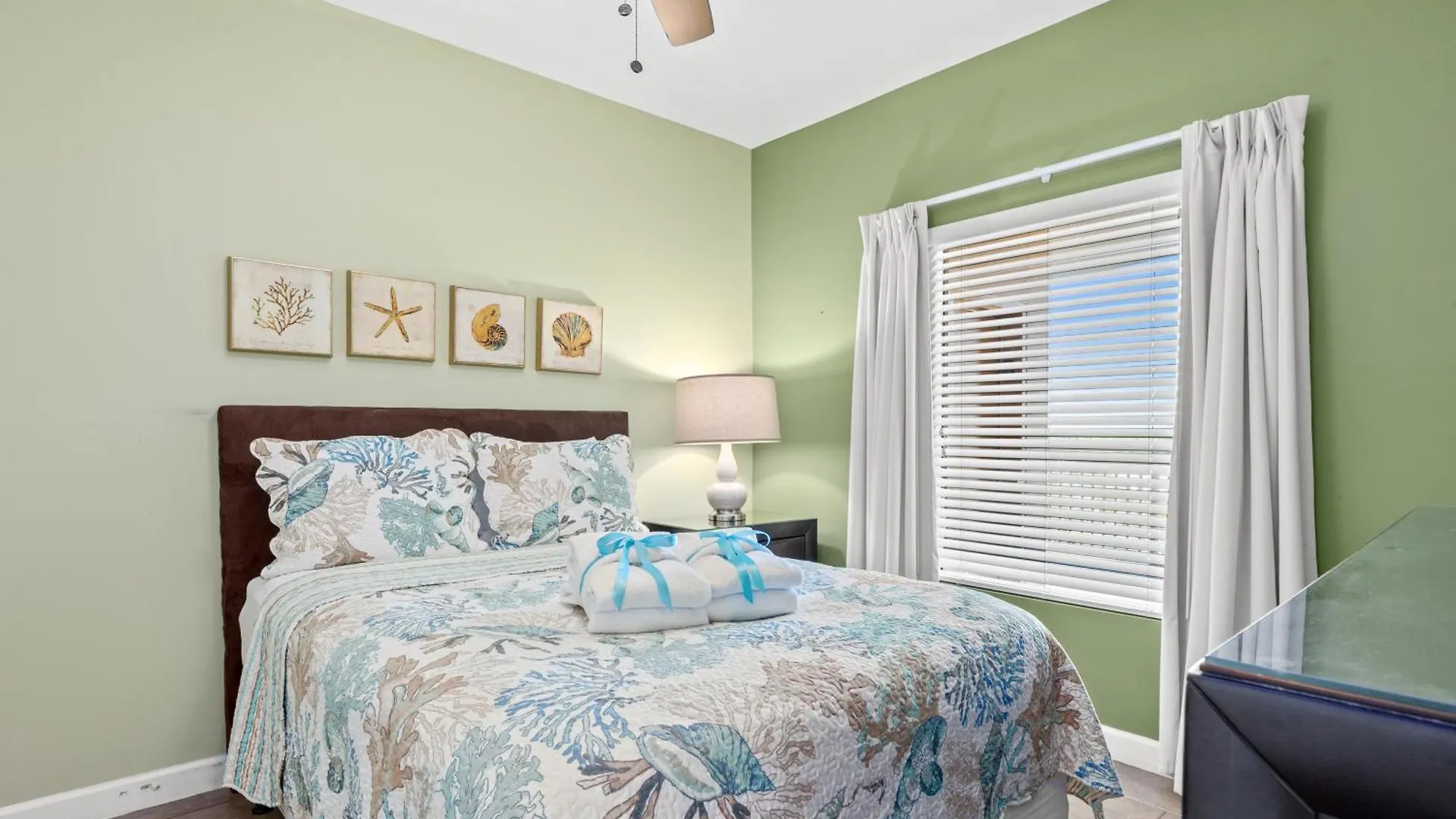 Anchor'S Way! Come Visit Our Beautiful 2 Bedroom 2Ba Oceanfront Retreat! Sleeps 6! بنما سيتي بيتش بيت للعطل
