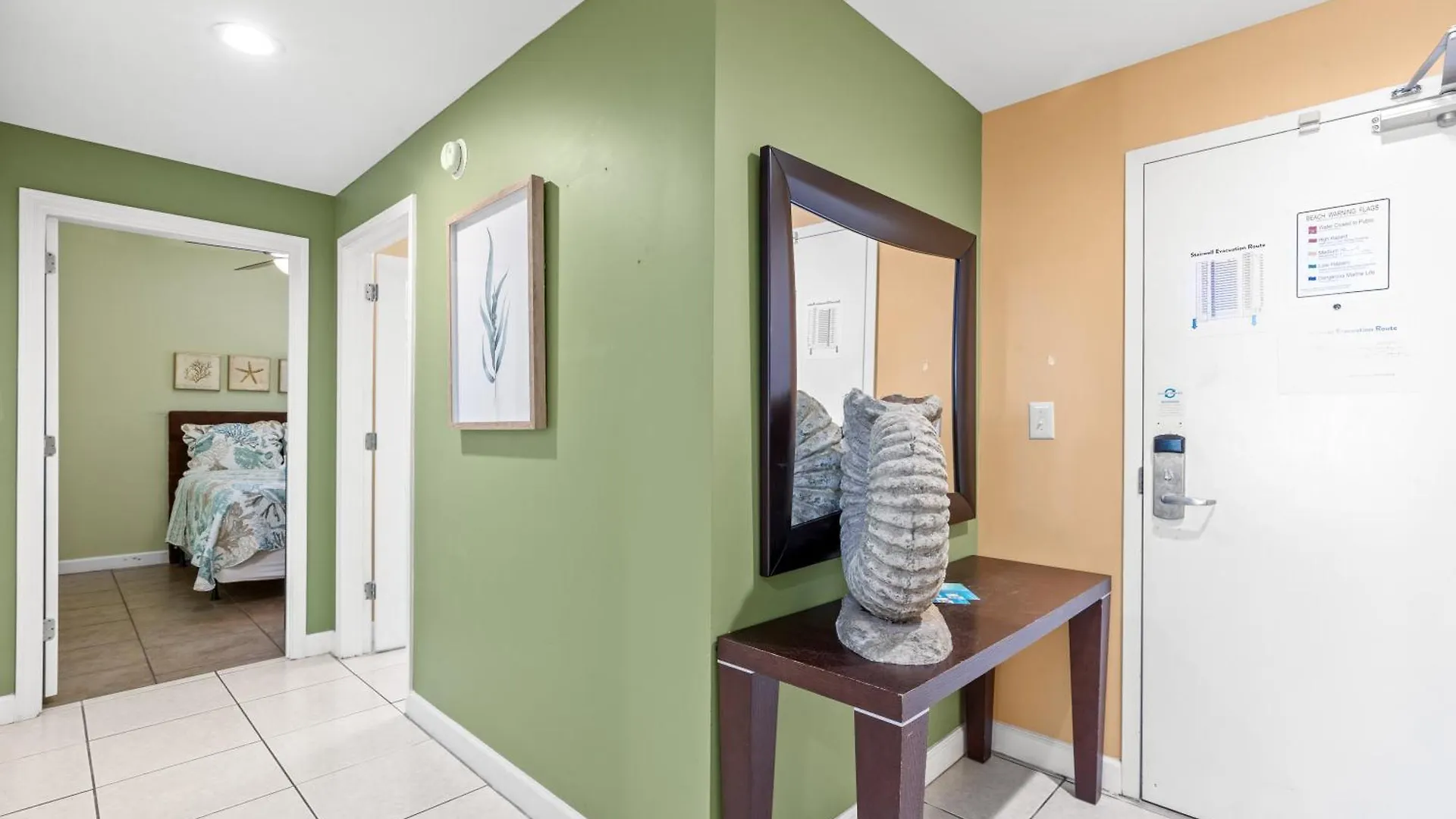 Anchor'S Way! Come Visit Our Beautiful 2 Bedroom 2Ba Oceanfront Retreat! Sleeps 6! بنما سيتي بيتش