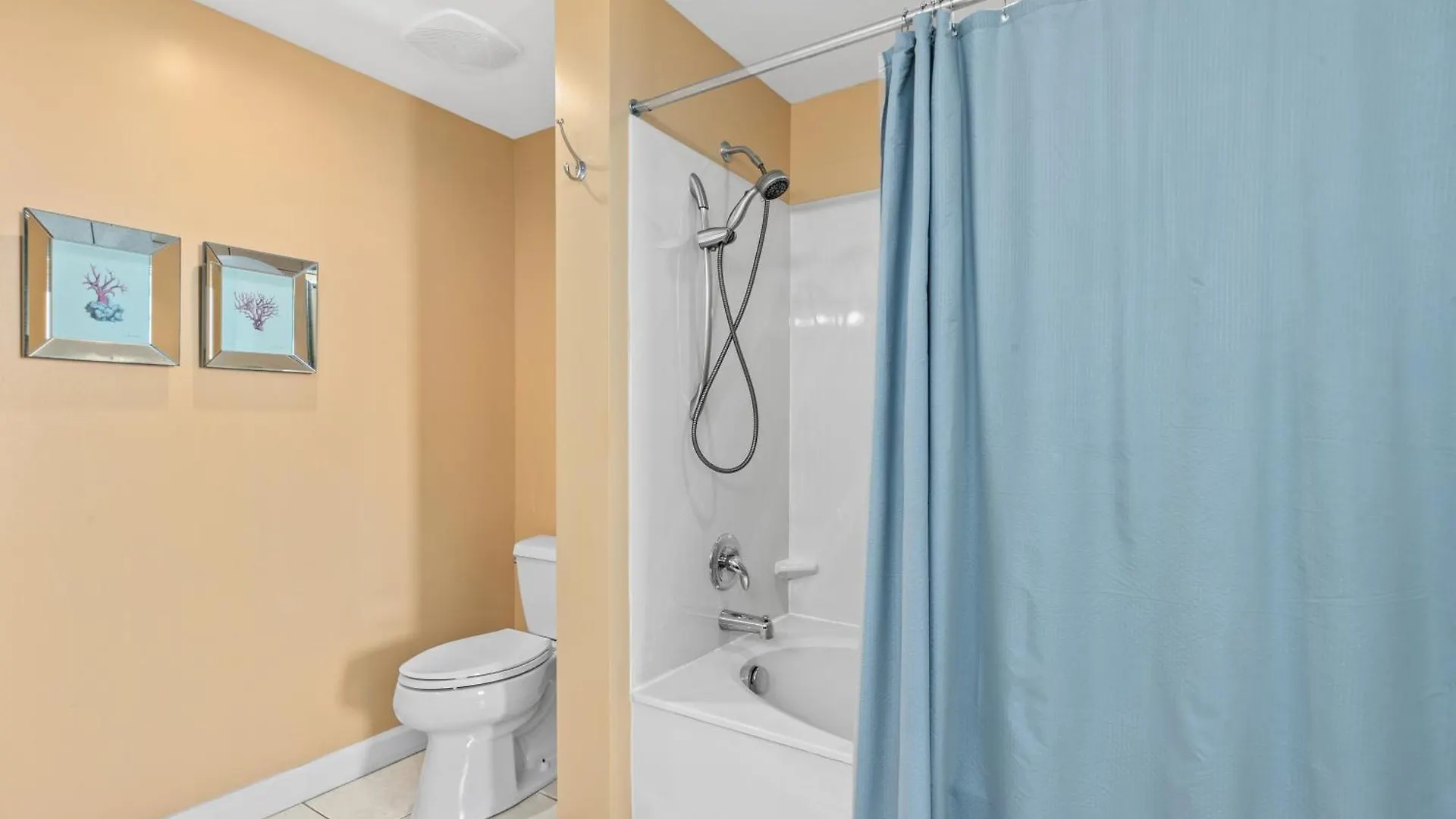 Holiday home Anchor'S Way! Come Visit Our Beautiful 2 Bedroom 2Ba Oceanfront Retreat! Sleeps 6! Panama City Beach
