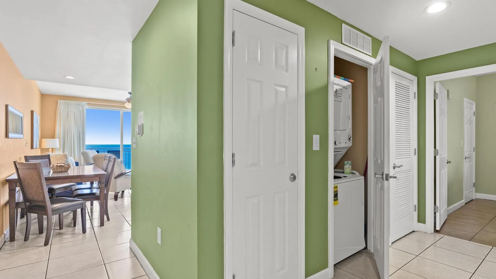 Holiday home Anchor'S Way! Come Visit Our Beautiful 2 Bedroom 2Ba Oceanfront Retreat! Sleeps 6! Panama City Beach United States
